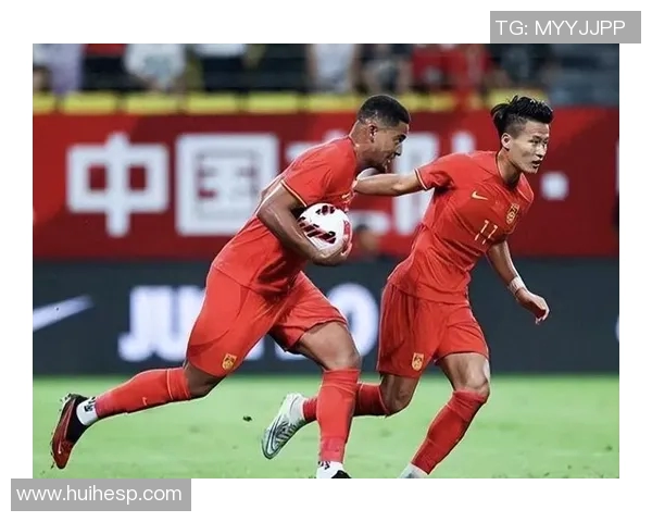 中国足球迎战叙利亚期待突破重围全力争取胜利展现团队精神与实力